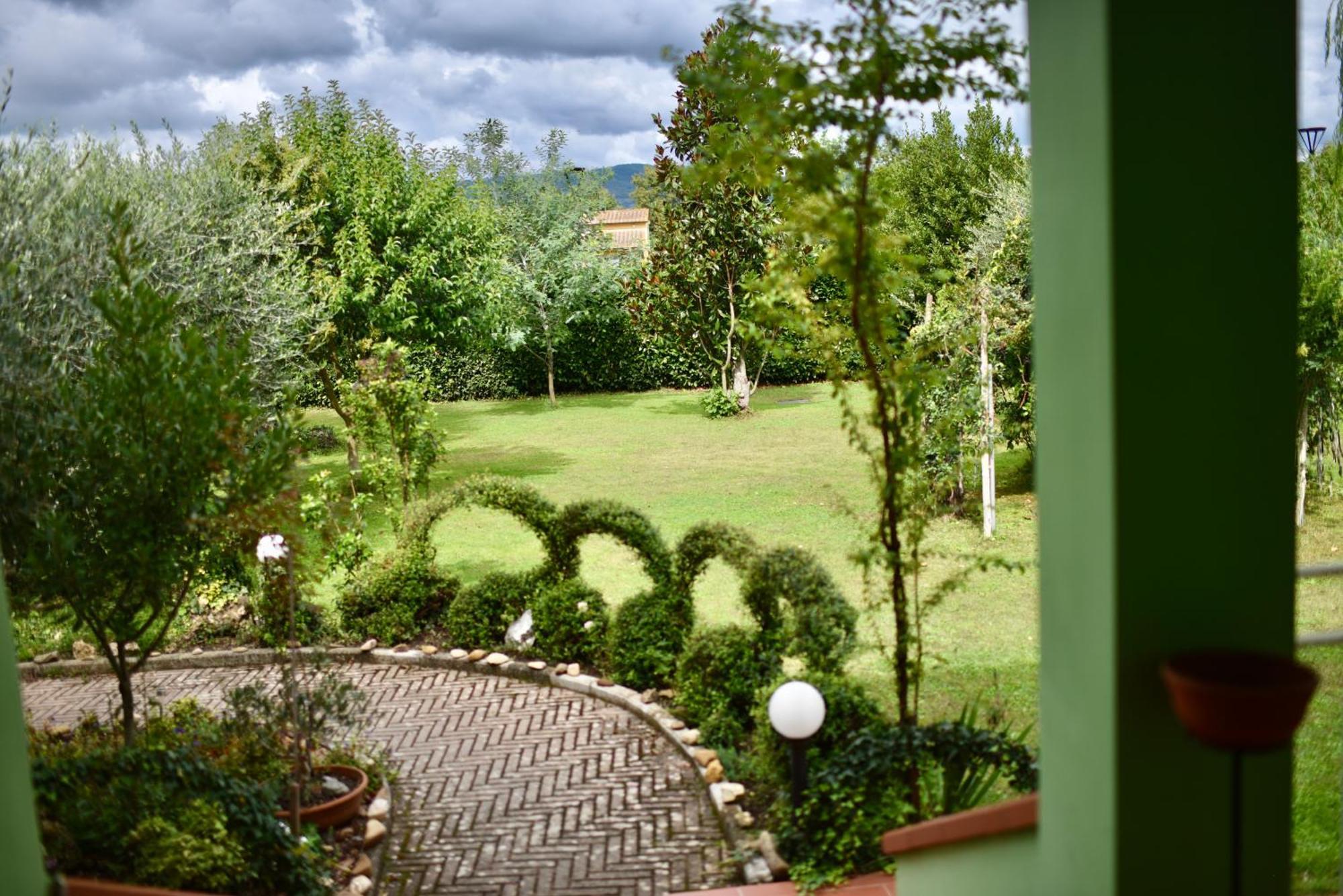 B&B Villa Sabrina Arezzo Buitenkant foto